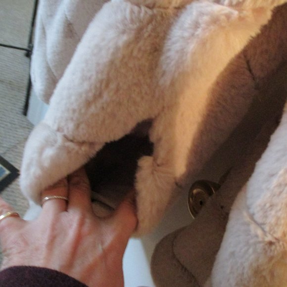 Best Offer!!NWT Calvin Klein Fur Coat XL - Picture 3 of 10